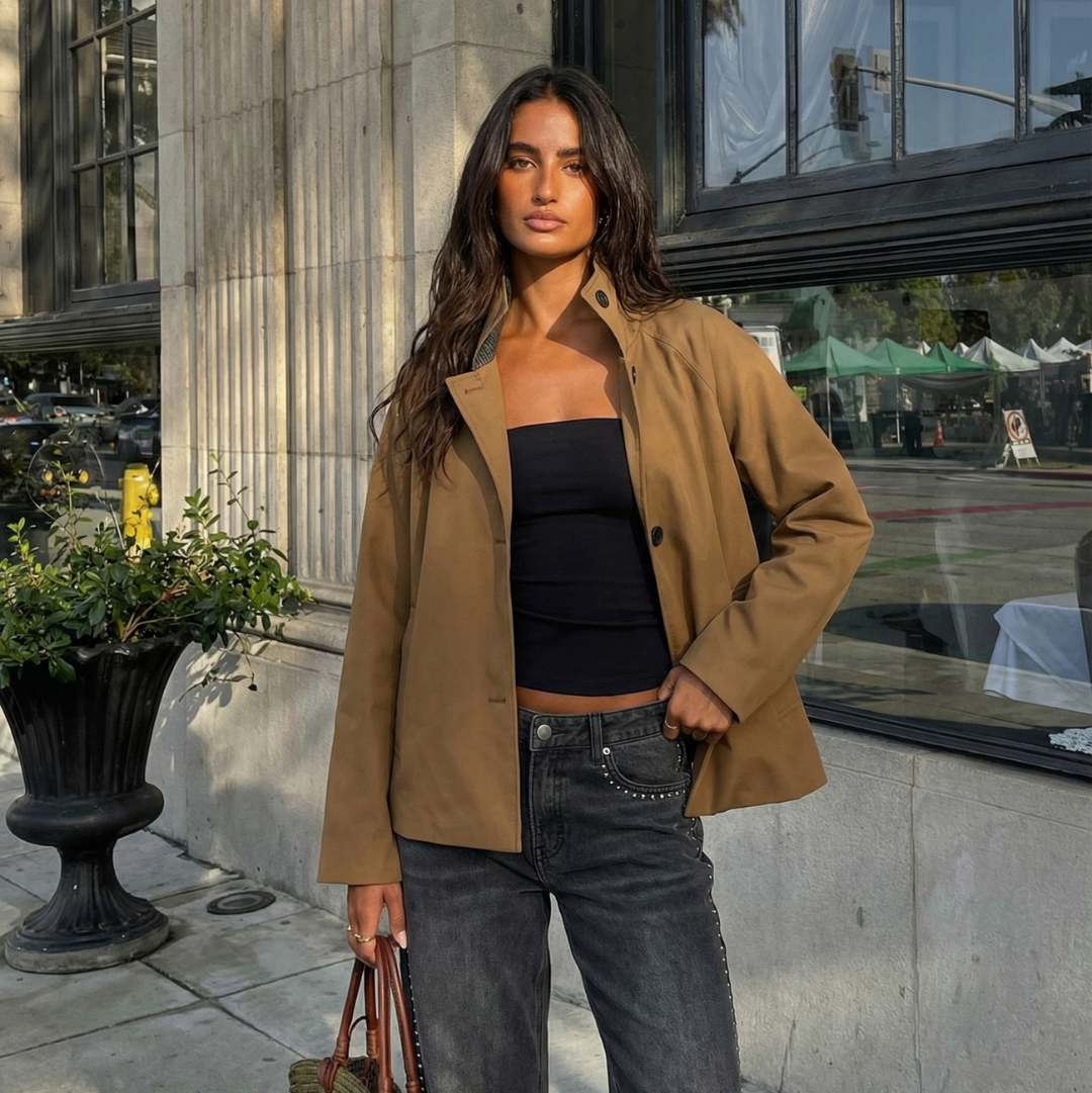 Odilie | Damen Kurzjacke mit Stehkragen und asymmetrischer Knopfleiste