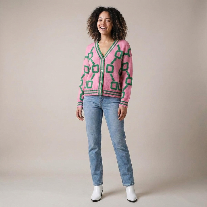 Bernadette | Damen Strickjacke mit V-Ausschnitt