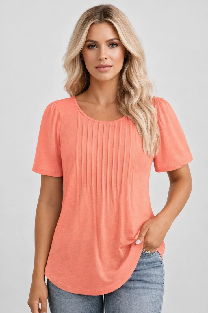 Damen-Top in geradem Schnitt | Kurze Ärmel, Rundhalsausschnitt, Plissee-Detail, lässiger Stil