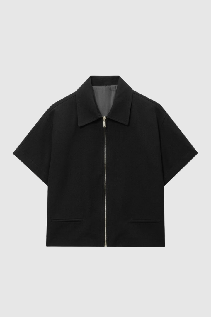 Kurze Damenjacke | Reißverschluss vorne, Reverskragen, kurze Ärmel, lässiger Stil