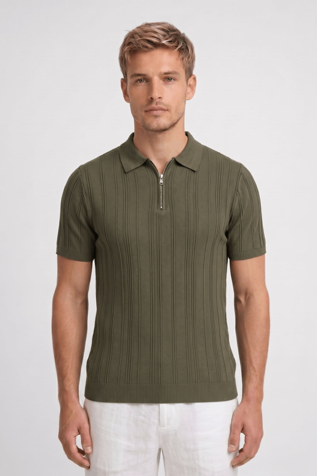 Elegantes Herren-Polo mit Reißverschluss | Kurze Ärmel, Rippstruktur und klassischer Kragen