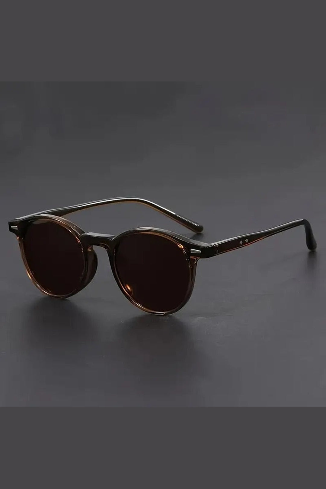 Herren-Sonnenbrille mit runder Passform | Leichter Rahmen und Retro-Schildpatt-Design