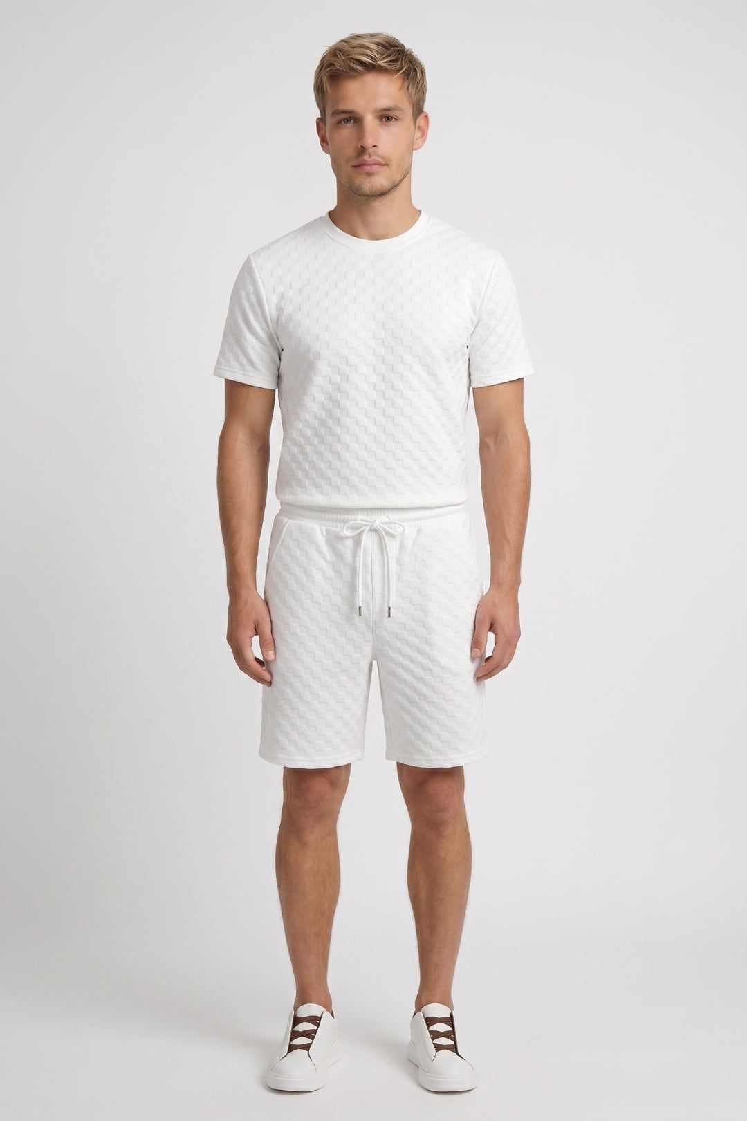 Lässiges Herren-Set | Kurzärmeliges T-Shirt | Passende Shorts | Reliefstruktur