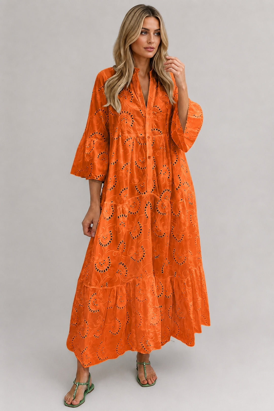 Boho-Sommerkleid für Damen | Lockere Passform, durchbrochene Stickereien, Maxilänge und geknöpfter V-Ausschnitt