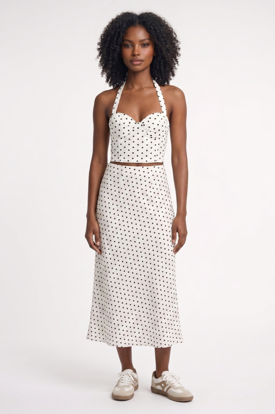 Damen-Set in taillierter Passform | Rückenfrei-Crop-Top und Retro-Midirock mit Punkten