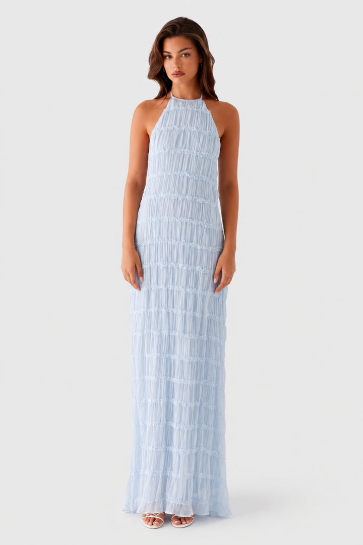 Schickes, fließend fallendes Damenkleid | Rosa Maxikleid mit Neckholder-Ausschnitt und geometrischer Reliefstruktur