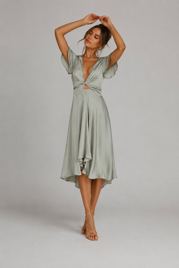Damen-Sommerkleid in Regular-Fit | Tief ausgeschnittener V-Ausschnitt, gedrehte Taille und Flatterärmel