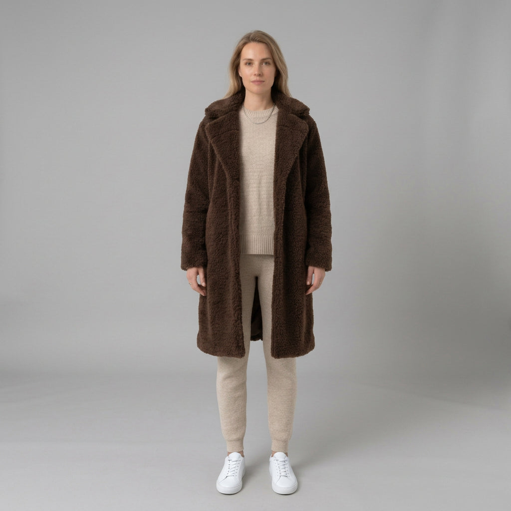 Arntrud | Damenmantel mit Reverskragen und Knopfleiste Teddyfellmantel