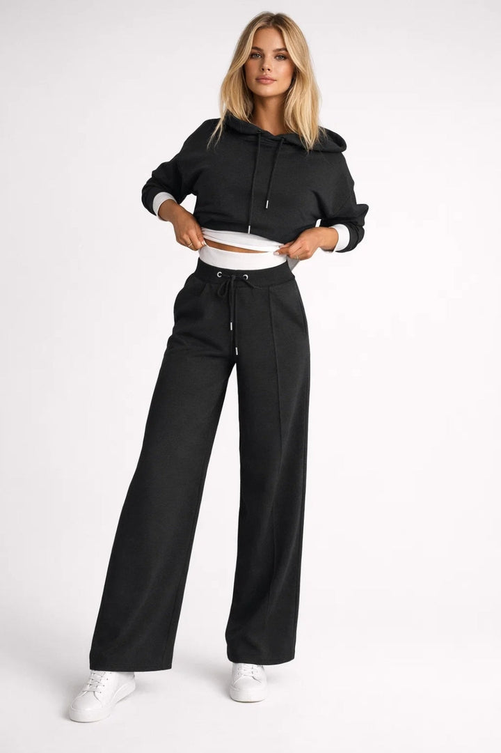 Schwarzes Trainingsset | Crop-Hoodie &amp; Wide-Leg Hose