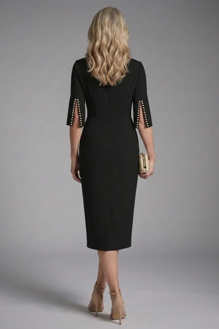 Figurbetontes Hochzeitsgastkleid für Damen | Schwarz, Midi-Länge, ausgestellte Ärmel und Perlenverzierung