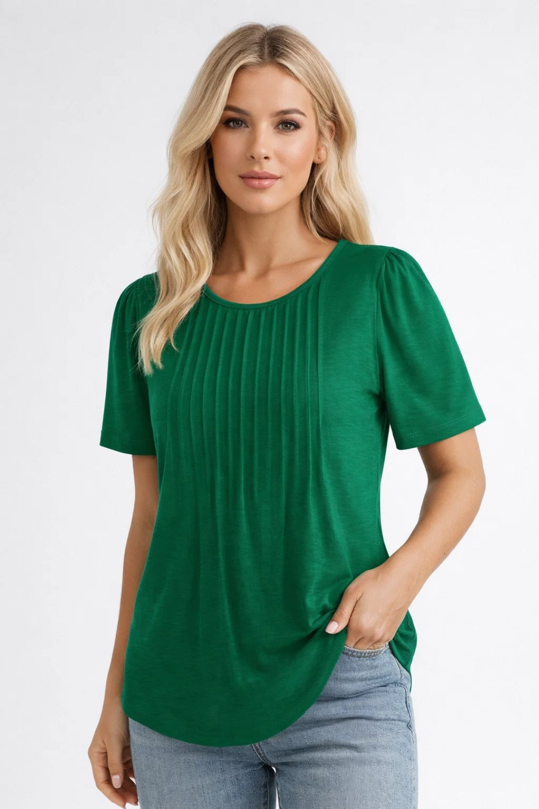 Damen-Top in geradem Schnitt | Kurze Ärmel, Rundhalsausschnitt, Plissee-Detail, lässiger Stil