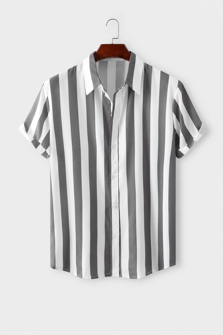 Herren Shirt | Marine-Streifenmuster | Resort-Chic | Sommer