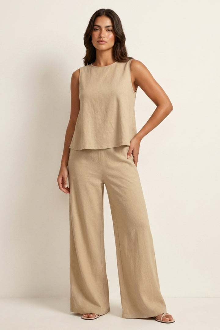 Modernes Damen-Set im fließenden Schnitt | Ärmelloses Oberteil und weite Hose im Leinen-Look