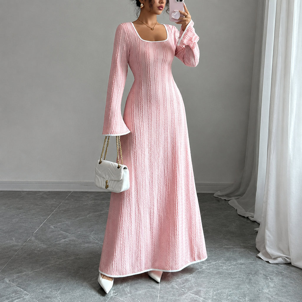 Bente | Damen Strickkleid mit ausgestellten Ärmeln