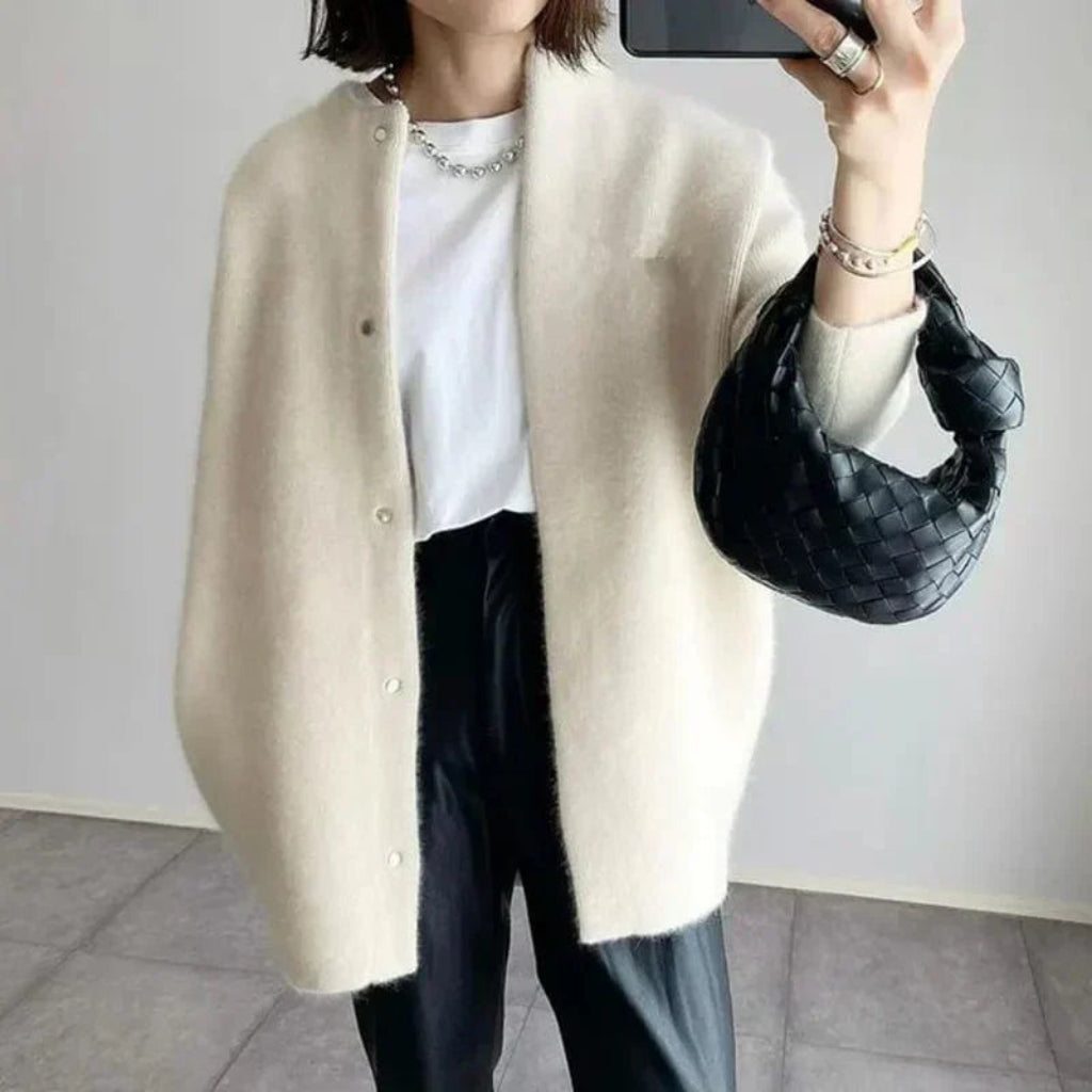 Daphne | Damen Strickjacke mit Knopfleiste