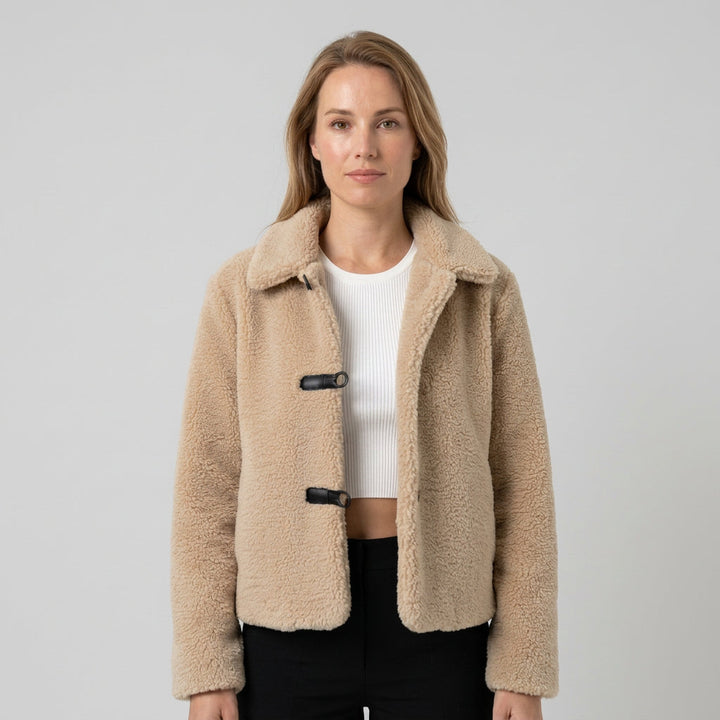Berengaria | Damenjacke mit Knebelverschluss Teddyjacke