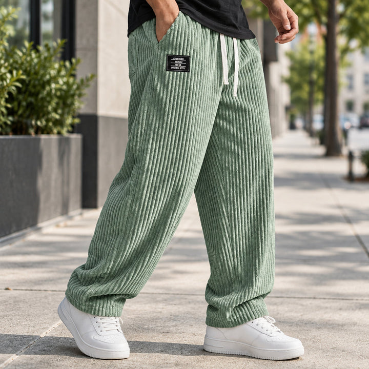 Ralf | Herren Cordhose mit weitem Bein und Kordelzug