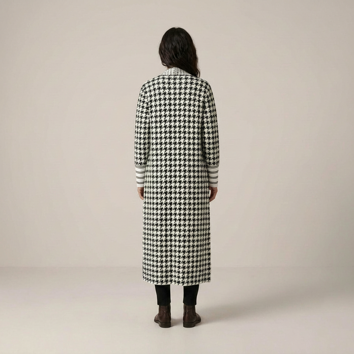 Gerburg | Damen Strickjacke mit Hahnentrittmuster und Streifenbündchen