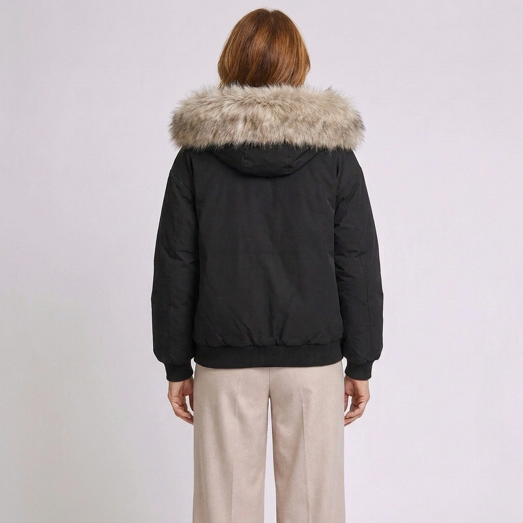 Meinhild | Damen Winterjacke mit Kapuze und Fellbesatz