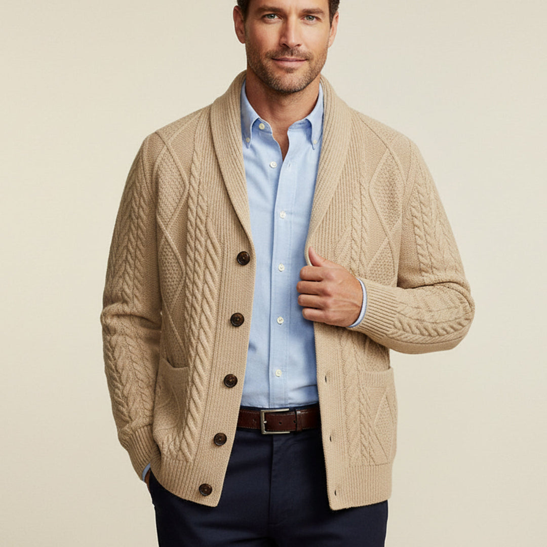Achatius | Herren Strickjacke mit Zopf und Schalkragen