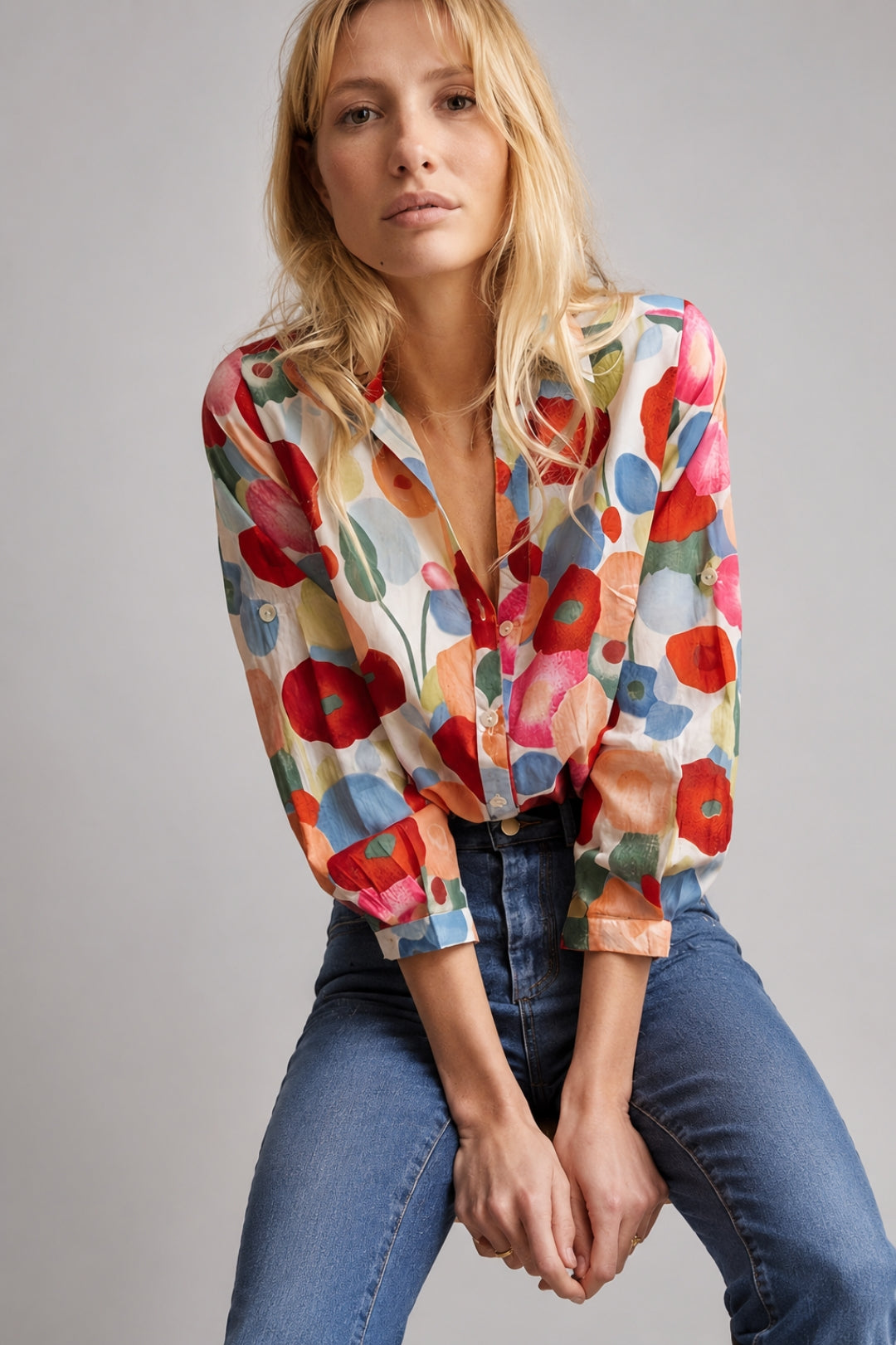 Boho-Leinenbluse für Damen mit buntem Blumenmuster, V-Ausschnitt und langen Ärmeln